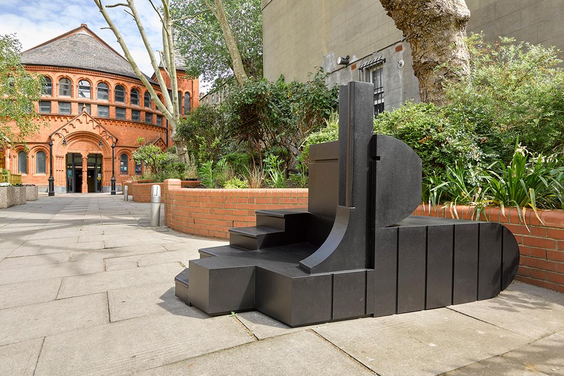 パビリオンほかにも、ロンドンの4ヶ所にパビリオンの「破片」が展示中。©️ Counterspace Photo: George Darrell