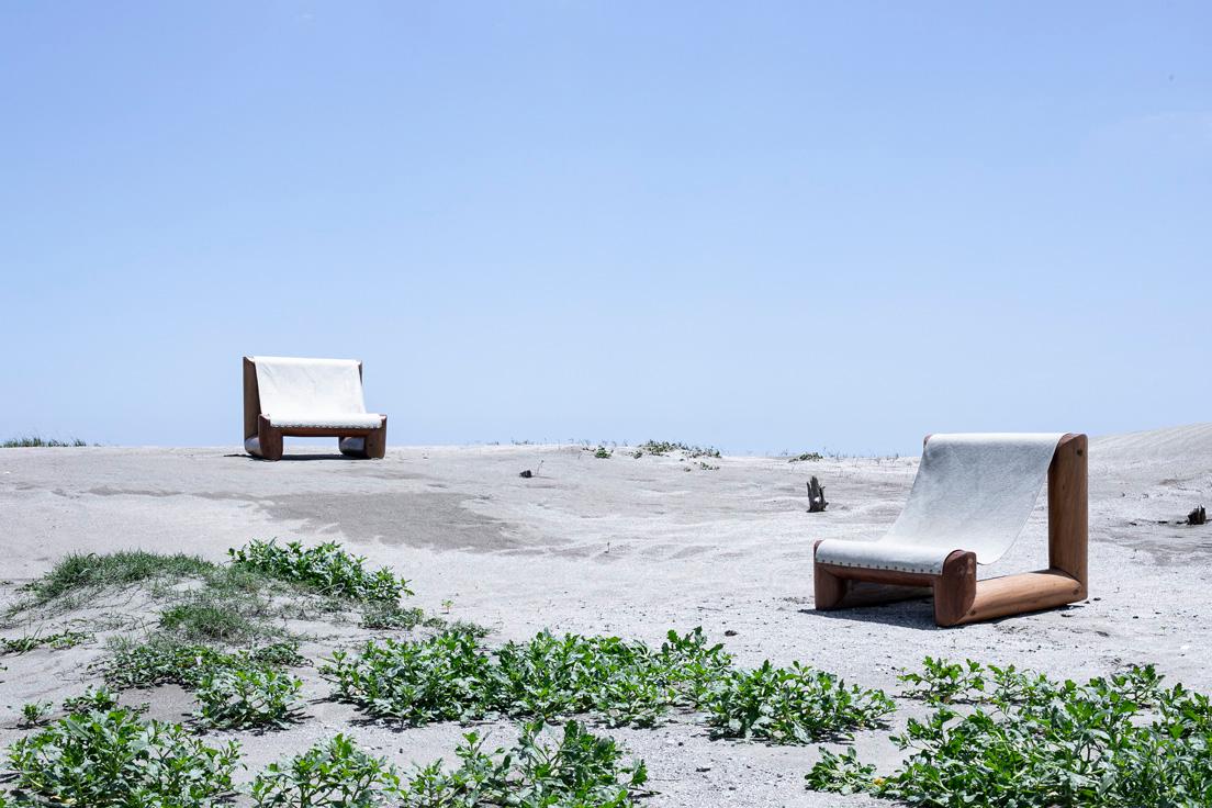 ブラジル人デザイナー、ジョゼ・ザニーネ・カルダスが70年代に発表した代表作《デヌンシア》。太い丸材に布を貼ったシンプルな構造で、ブラジルの雄大な自然を思わせる。José Zanine Caldas Rare Trunk Lounge Chairs &quot;Denuncia&quot; Series, 1970ʼs