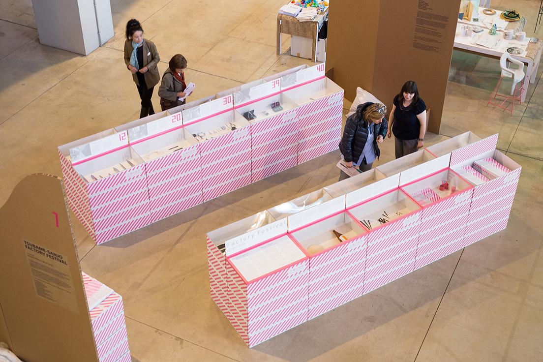 2014年に『ミラノサローネ国際家具見本市』の『SHARING DESIGN by Milano Makers』内にて行われた『Tsubame-Sanjo Factory Festival』。photo_Takumi Ota