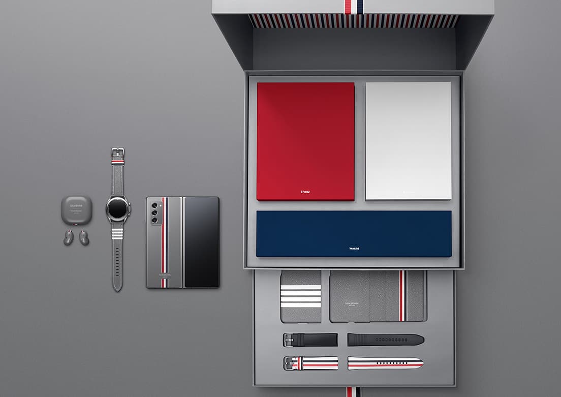 《Galaxy Z Fold2 Thom Browne Edition》377,000円。