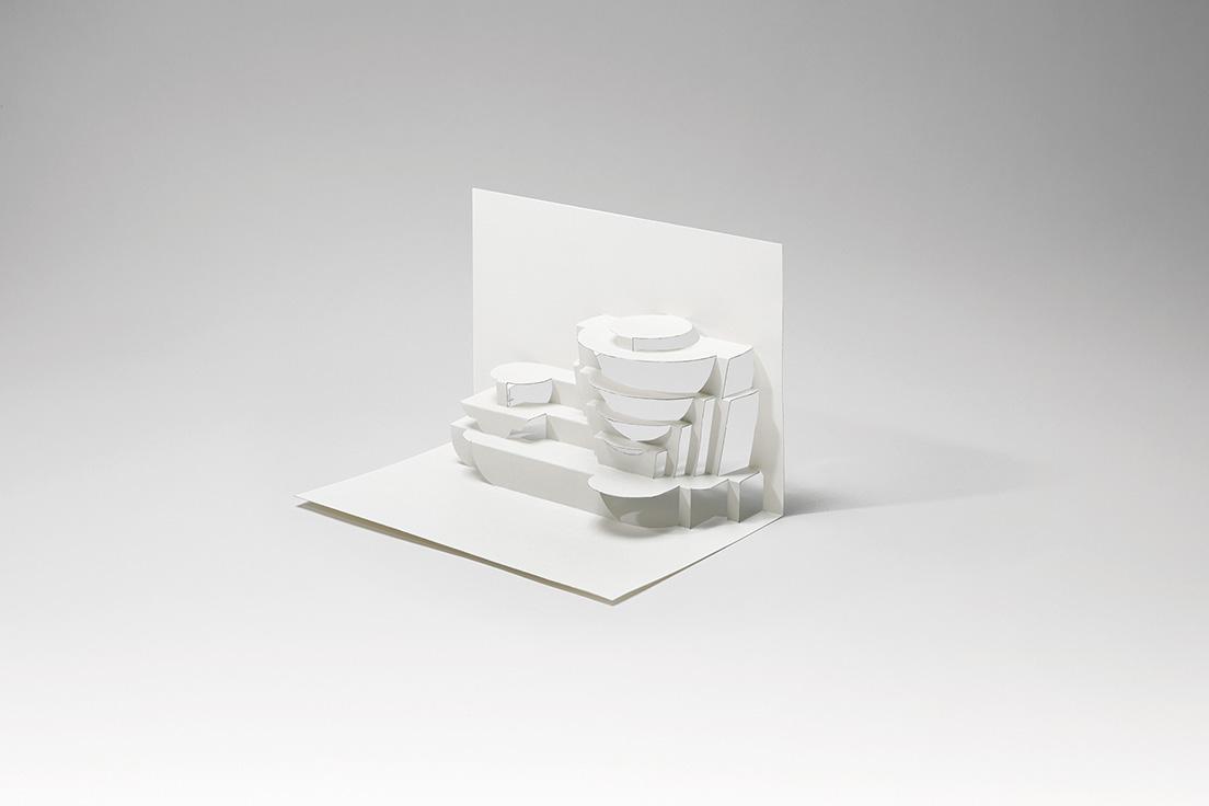 ソロモン・R・グッゲンハイム美術館　建築設計：フランク・ロイド・ライト（1959年）　折り紙設計：茶谷正洋（1991年）