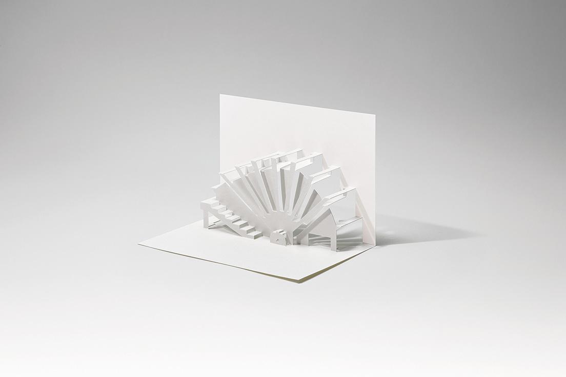 都城市民会館　建築設計：菊竹清訓（1966年）　折り紙設計：有座まさよ（2019年）