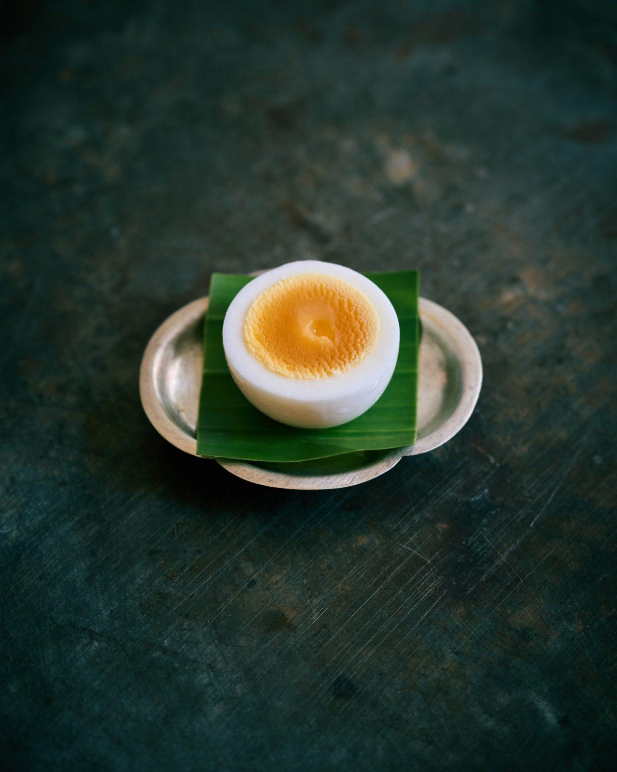 【365日豆皿つまみ】“塩卵”｜8月 アベクミコのエスニックつまみ。