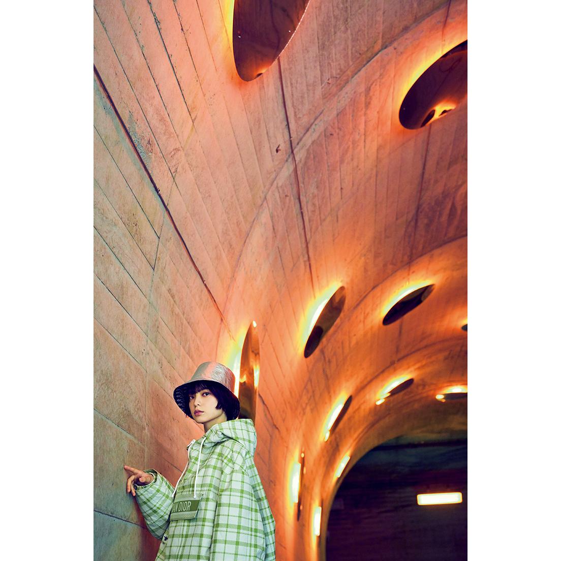 マ・ヤンソン／MADアーキテクツ〈Tunnel of Light〉（2018-21年）。中里エリアにある日本三大渓谷の清津峡トンネルが巨大なアート施設に。