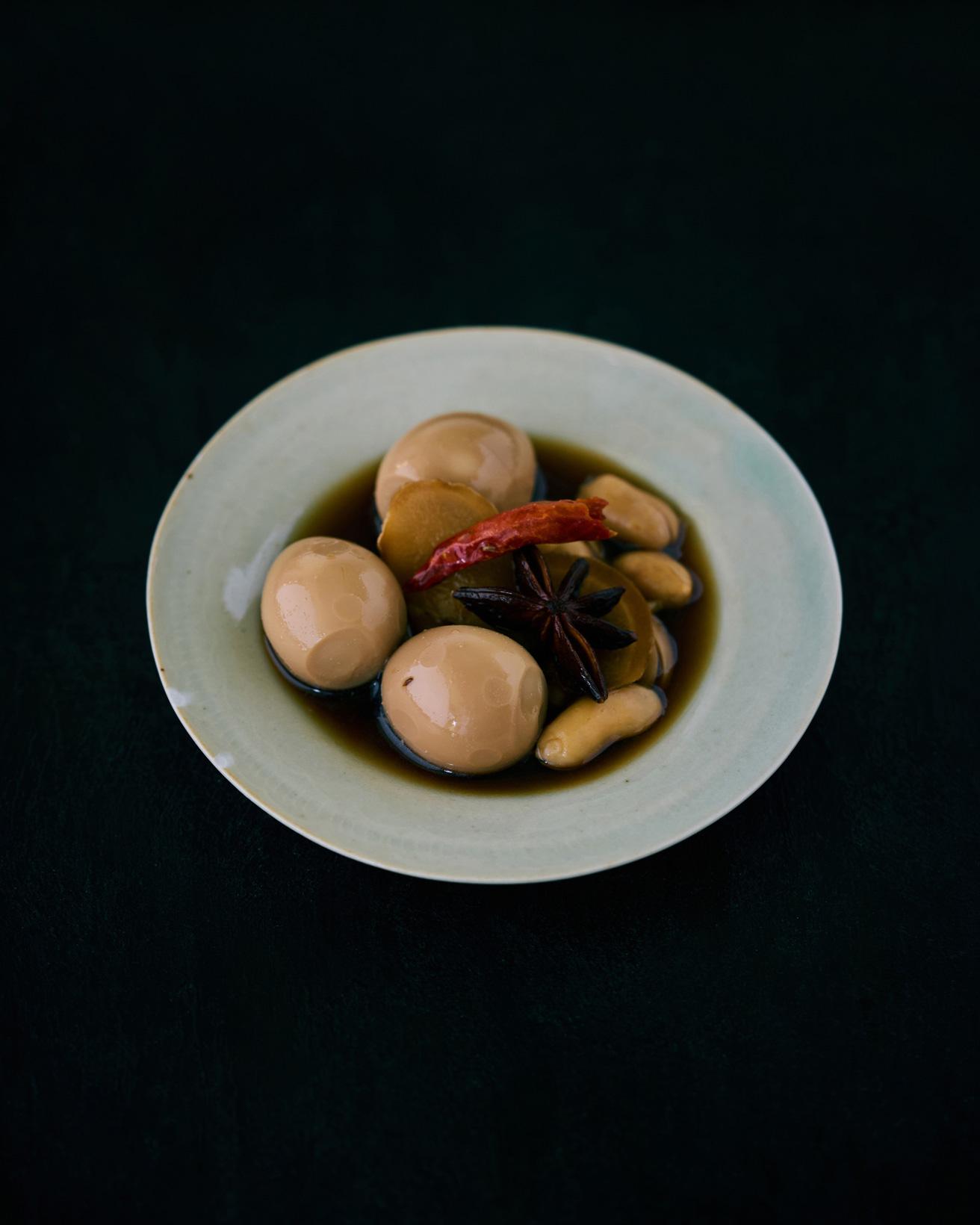 【365日豆皿つまみ】“うずら卵とピーナッツの紹興酒漬け”｜9月 ワタナベマキの秋の家つまみ。