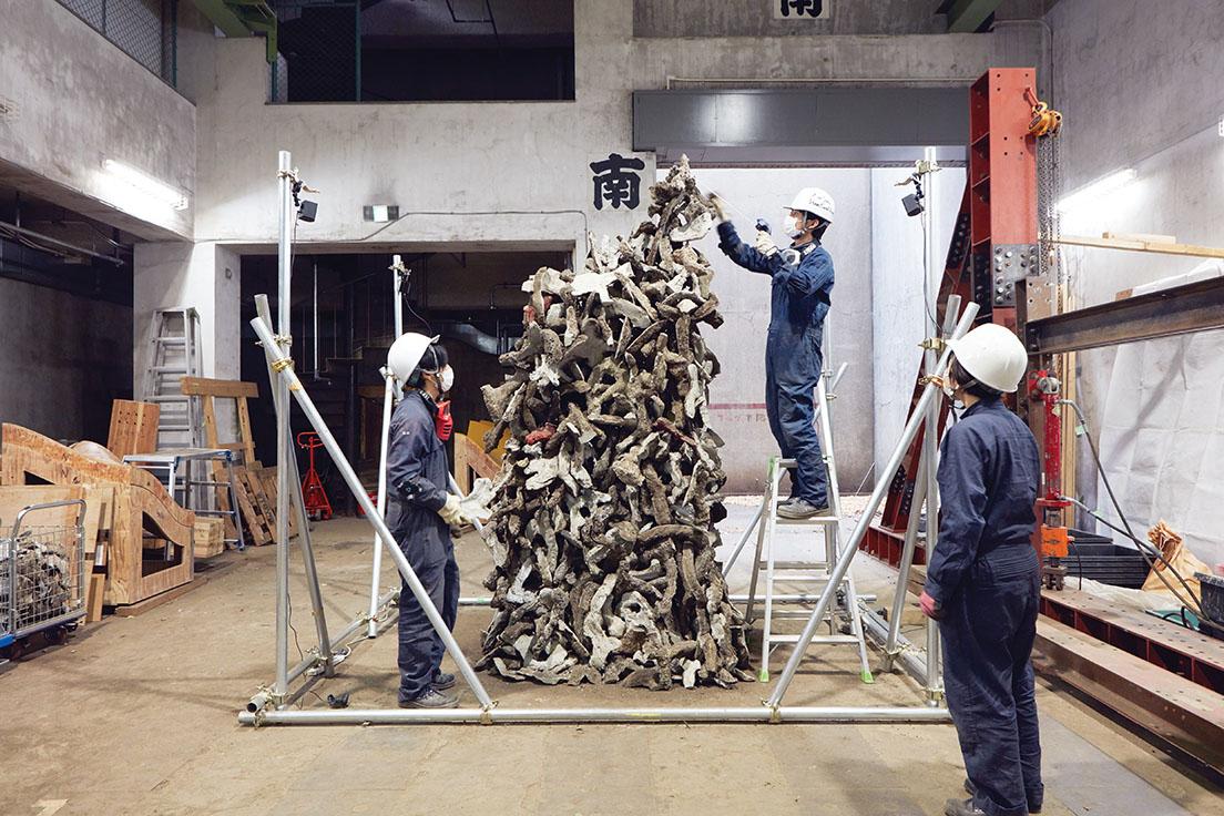 酸化マグネシウムを結合材にしたセメントのプロトタイプは東京大学の佐藤淳研究室と小渕祐介研究室が協力で製作された。　photo_Courtesy of National Pavilion UAE – La Biennale di Venezia and waiwai
