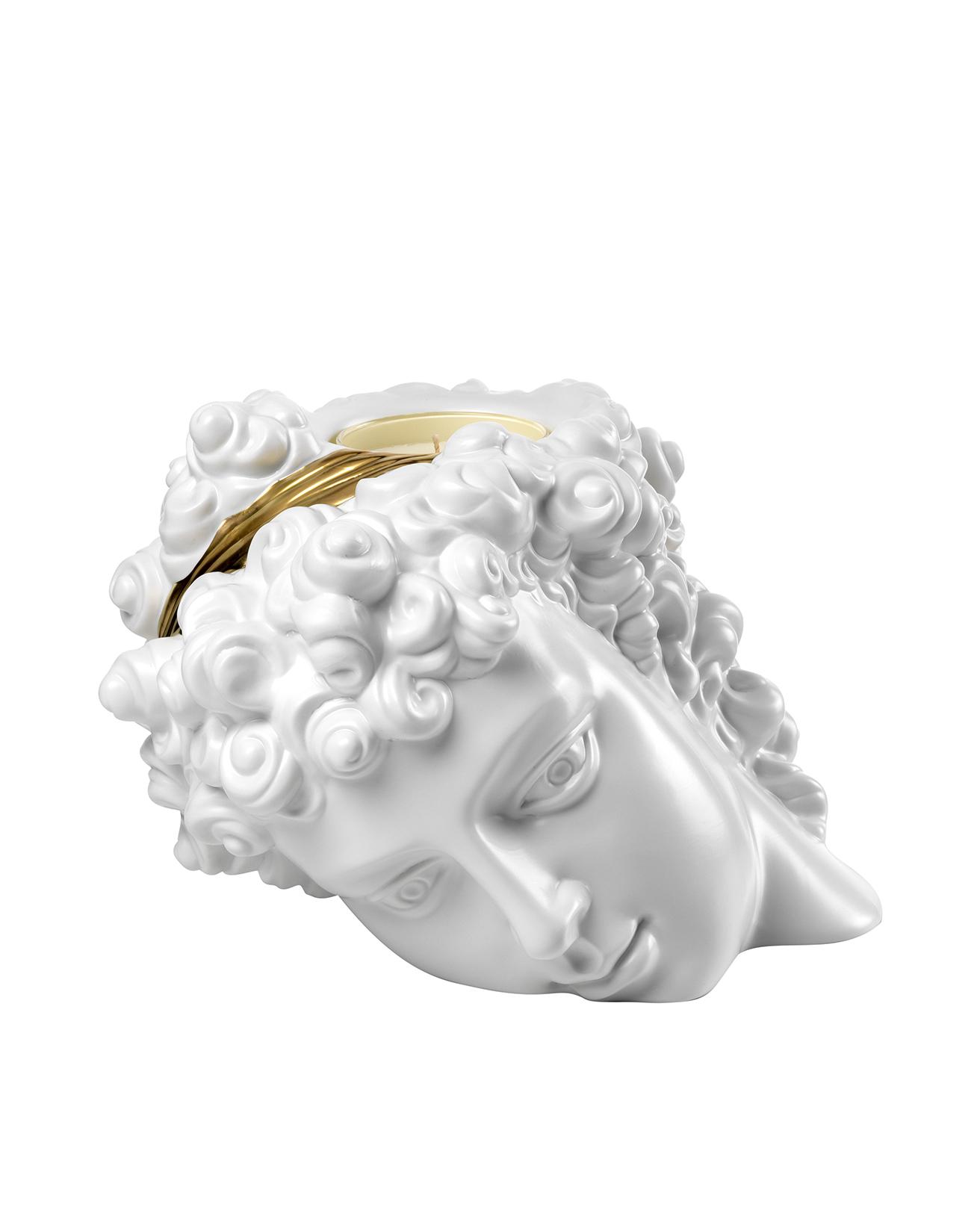 ヴェネツィアのスーベニールとしてのスペシャルオブジェは、光と闇が交差しますケンタウルスの館で発見されました、無名の彫刻家の手による青年像の頭部（ていうルークさまの妄想）。頭髪部分にキャンドルが装着されてますゆえ、暗いお部屋でひときわアヤシく輝くことでございましょう☆　キャンドルヘッド 253,000円。