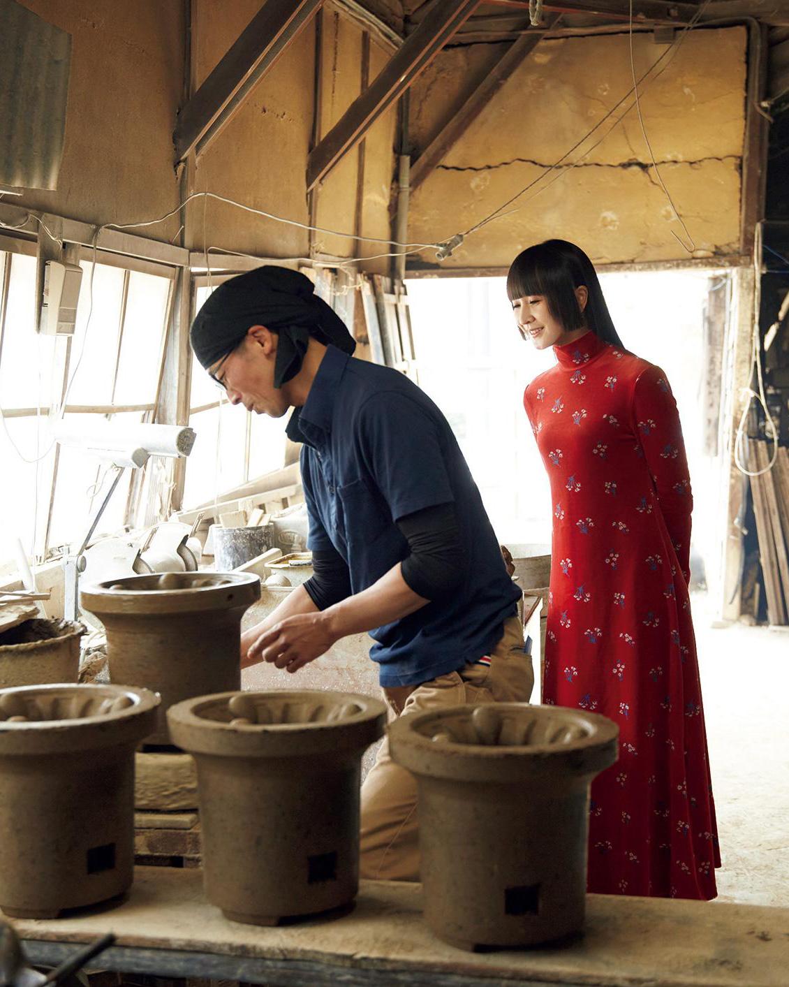 Kokontozai: KASHIYUKA’s Shop of Japanese Arts and Crafts — Shichirin Made of  Diatomaceous Earth