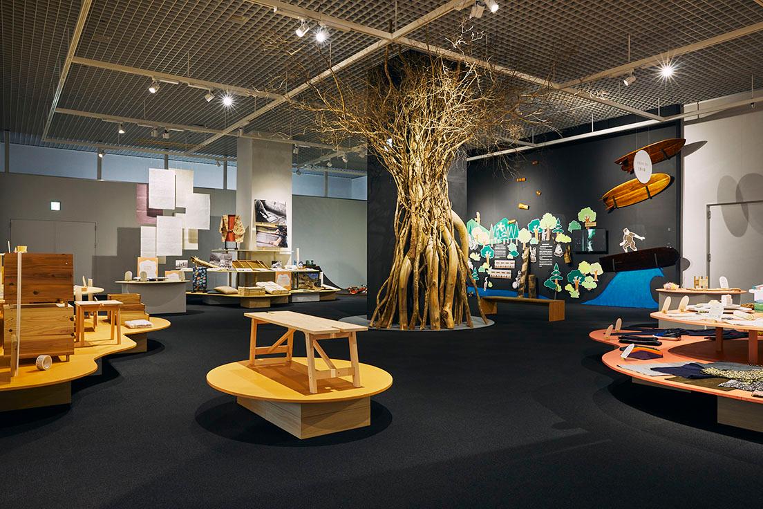 メイン会場〈京都伝統産業ミュージアム〉での展示『KYOTO KOUGEI WEEK EXHIBITION「Land of KOUGEI」』より。