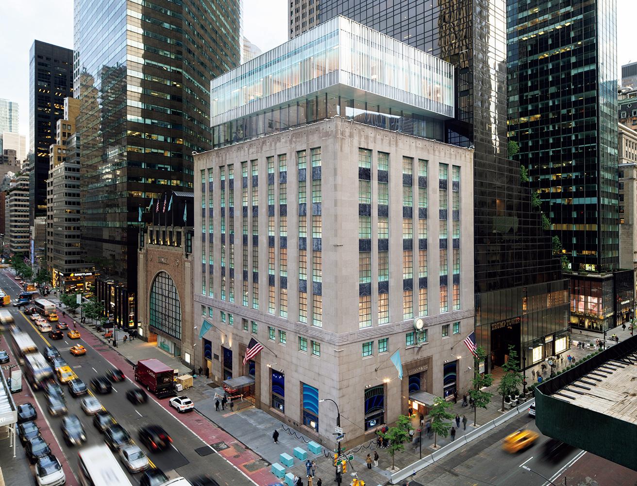 最上階の3フロアがOMA NYの増築部分。photo_Floto + Warner