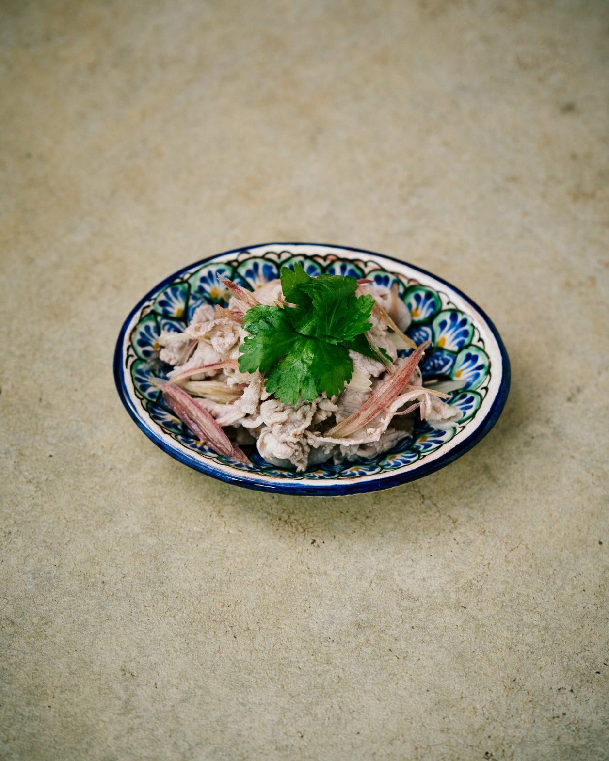 【365日豆皿つまみ】“ライム豚しゃぶみょうが”｜10月 ツレヅレハナコの10分つまみ