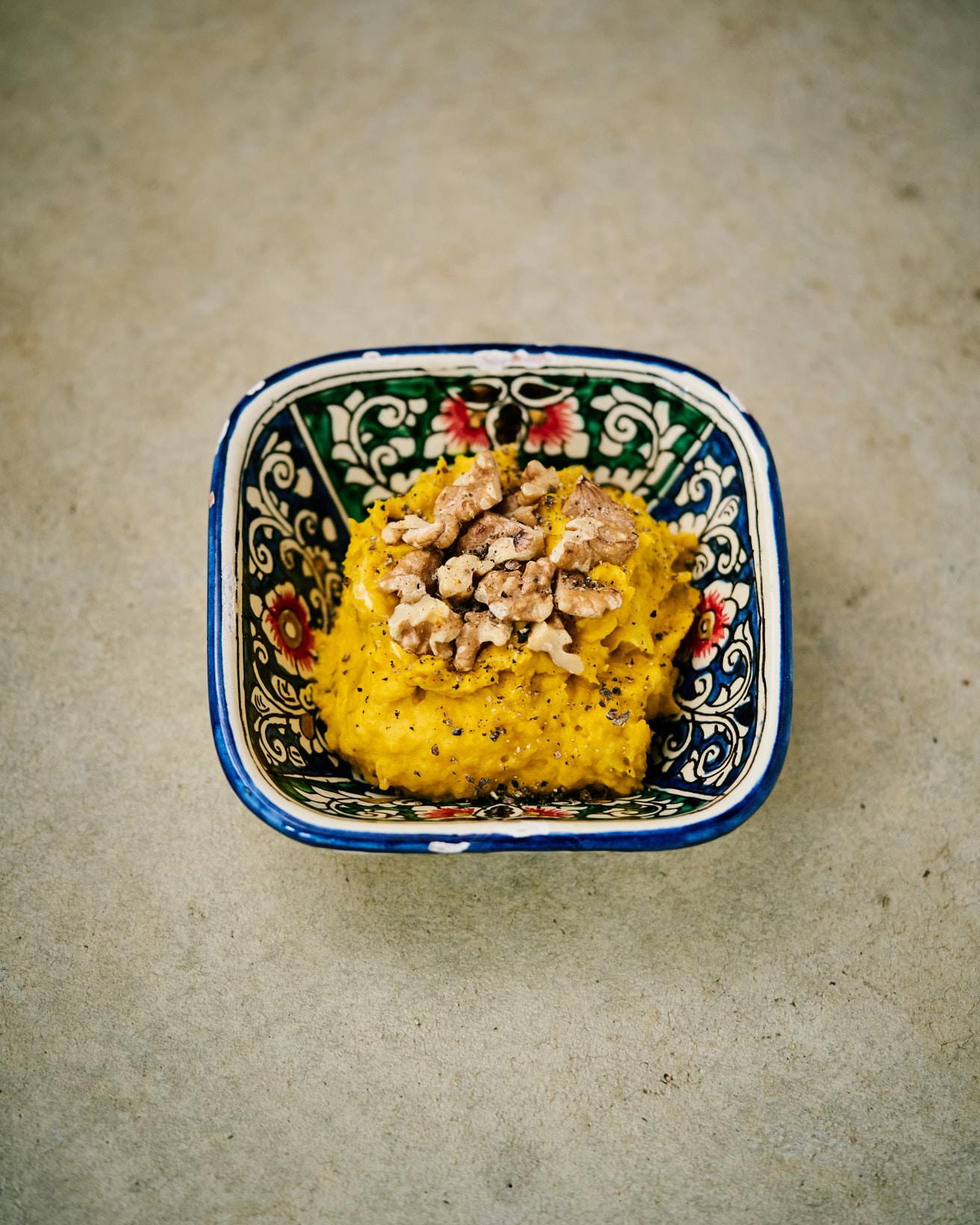 【365日豆皿つまみ】“かぼちゃのスパイシークリームサラダ”｜10月 ツレヅレハナコの10分つまみ