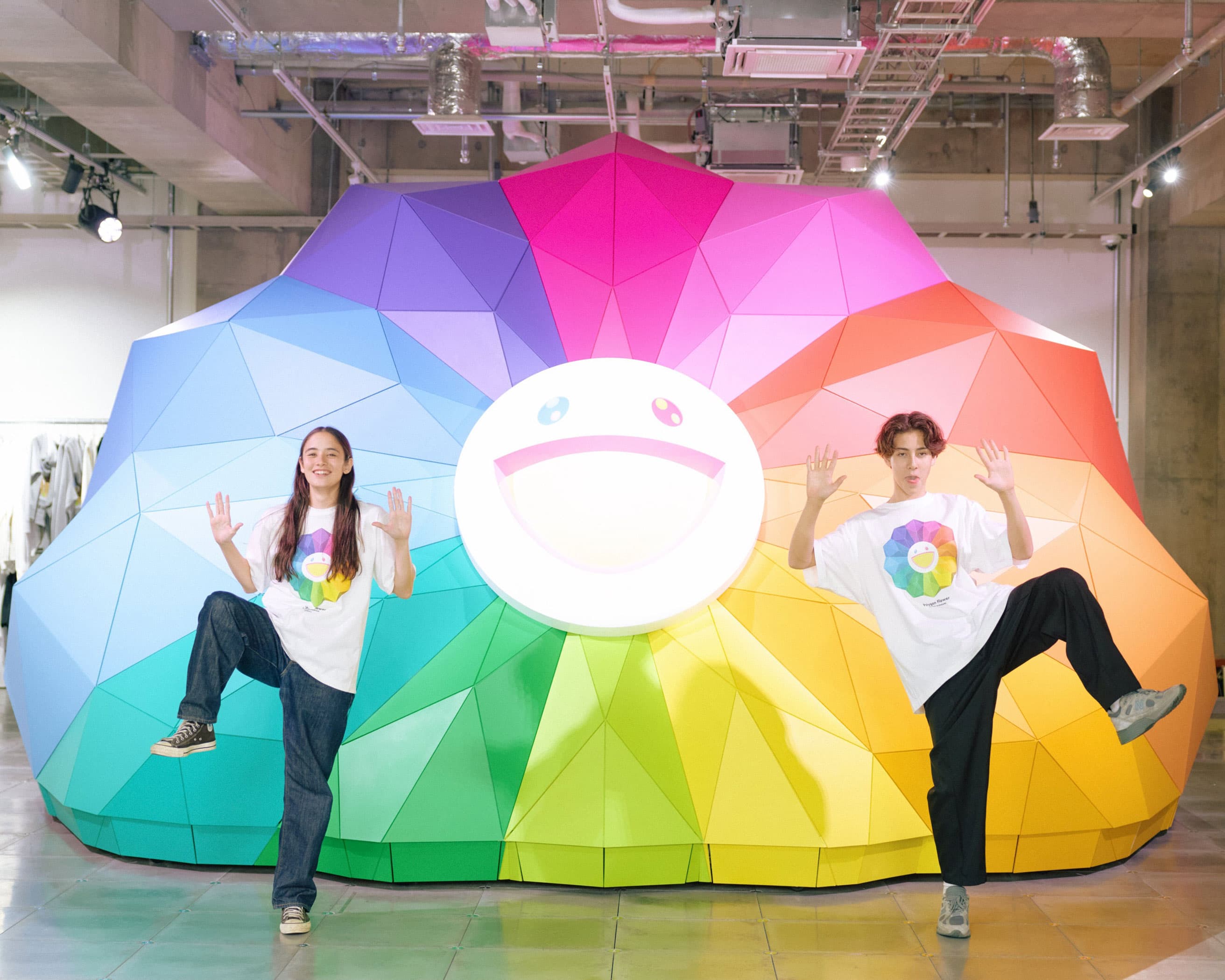 『村上隆と村上ハウス』アパレルを11月7日から3日間限定オンライン販売!