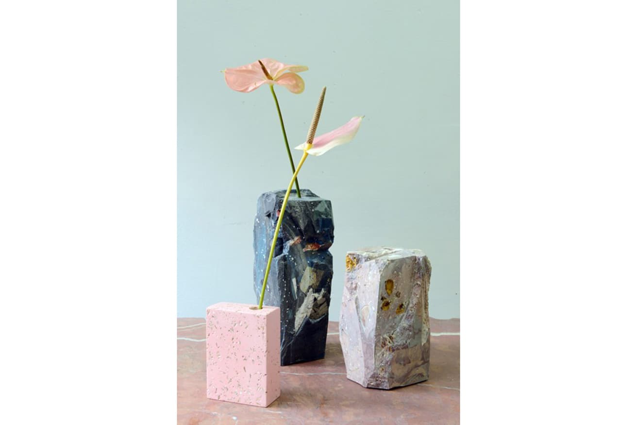 外山翔が2012年に設立したブランド〈ATELIER MATIC〉。石や樹脂などの素材を生かしたアイテムが人気。