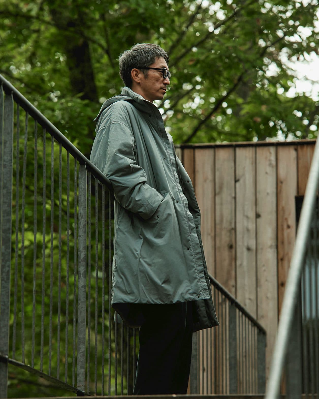 シェア別荘〈SANU〉の建築家・安齋好太郎が体験。秋深まる蓼科で“じんわりあたたかい”光電子ウェアの魅力。