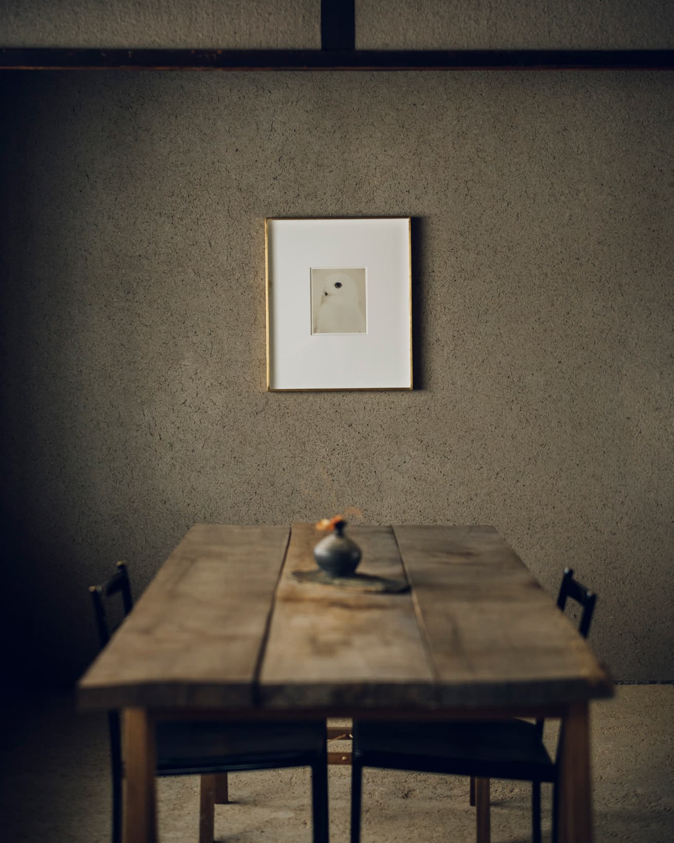 柿落としは山梨県の八ヶ岳南麓を拠点に創作活動を行う写真家・山本昌男。