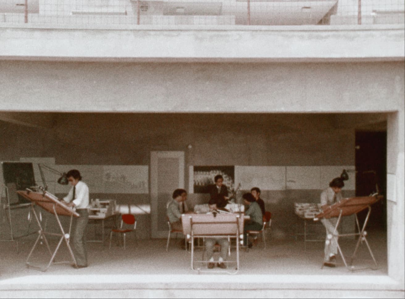『出合いの街 集住体―パサディナハイツ』1974 年|19 分 製作・演出・脚本:松本俊夫
画像提供:NPO法人戦後映像芸術アーカイブ